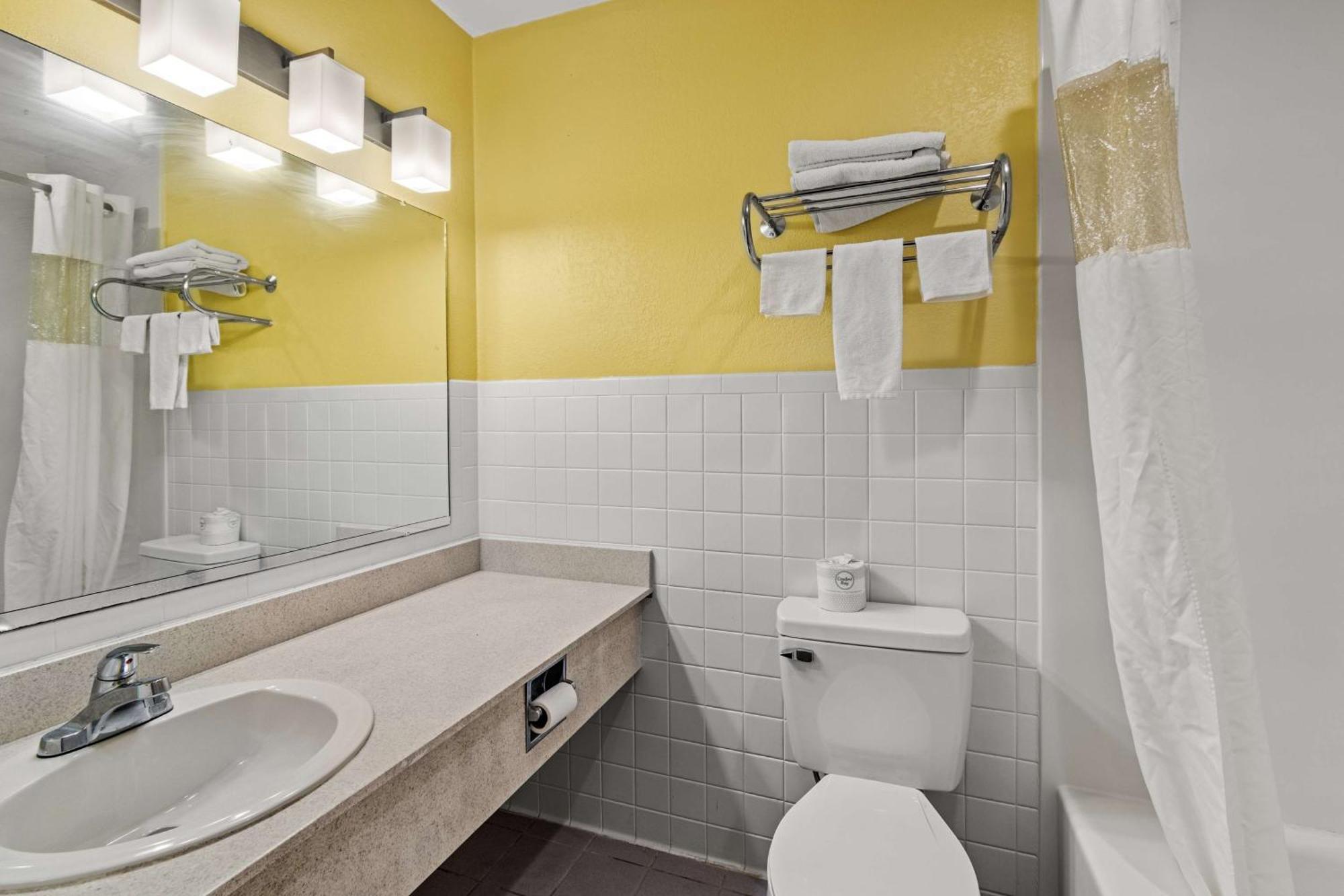 Americas Best Value Inn 卡莱尔 外观 照片