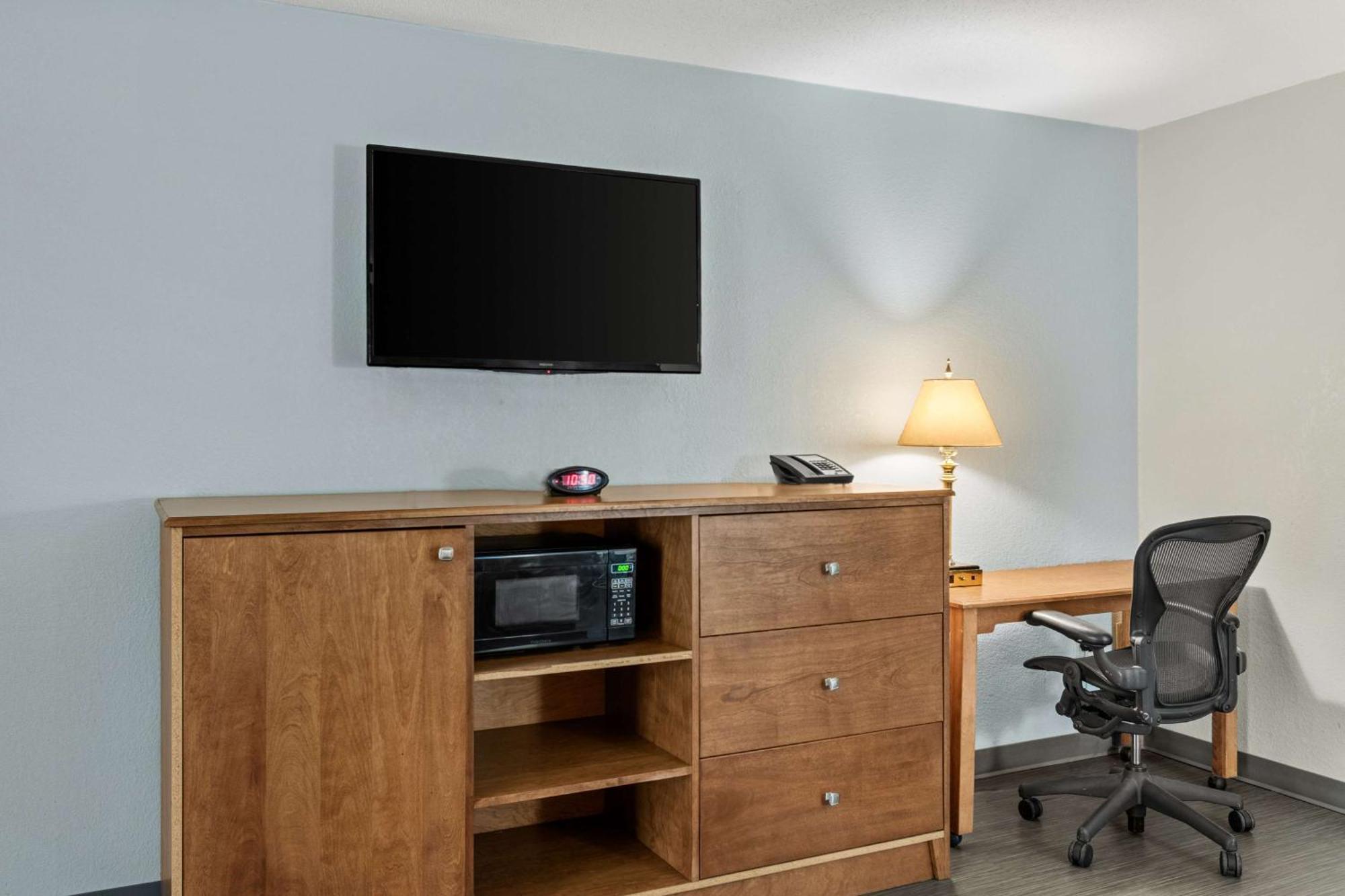 Americas Best Value Inn 卡莱尔 外观 照片