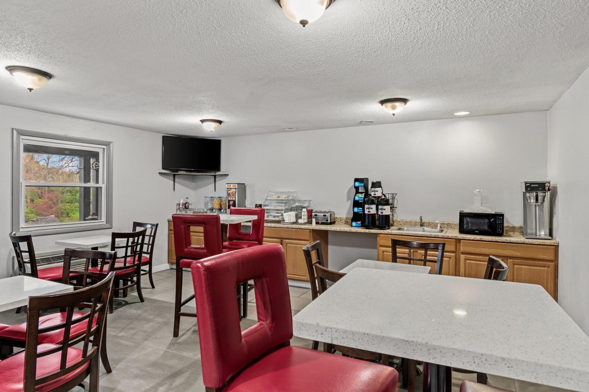 Americas Best Value Inn 卡莱尔 外观 照片