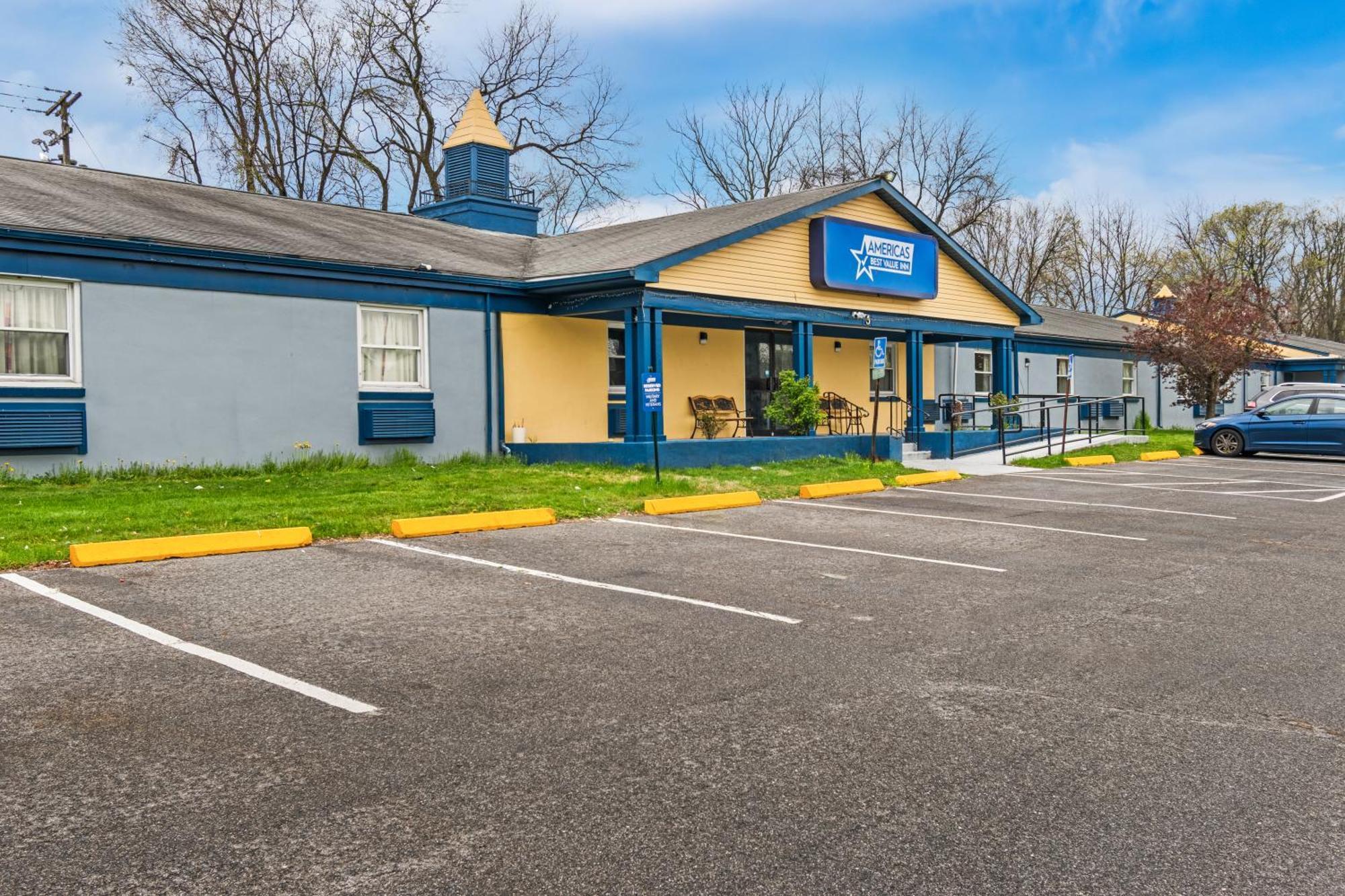 Americas Best Value Inn 卡莱尔 外观 照片
